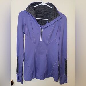 Lululemon 1/2 Zip pullover Size 4